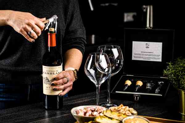 Laguiole: Proptrækker og vin sæt i eg